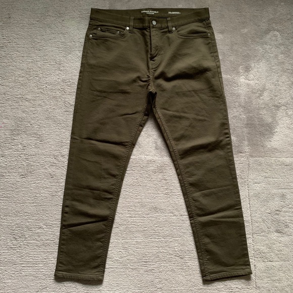 Banana Republic Traveler Pants Surplus 